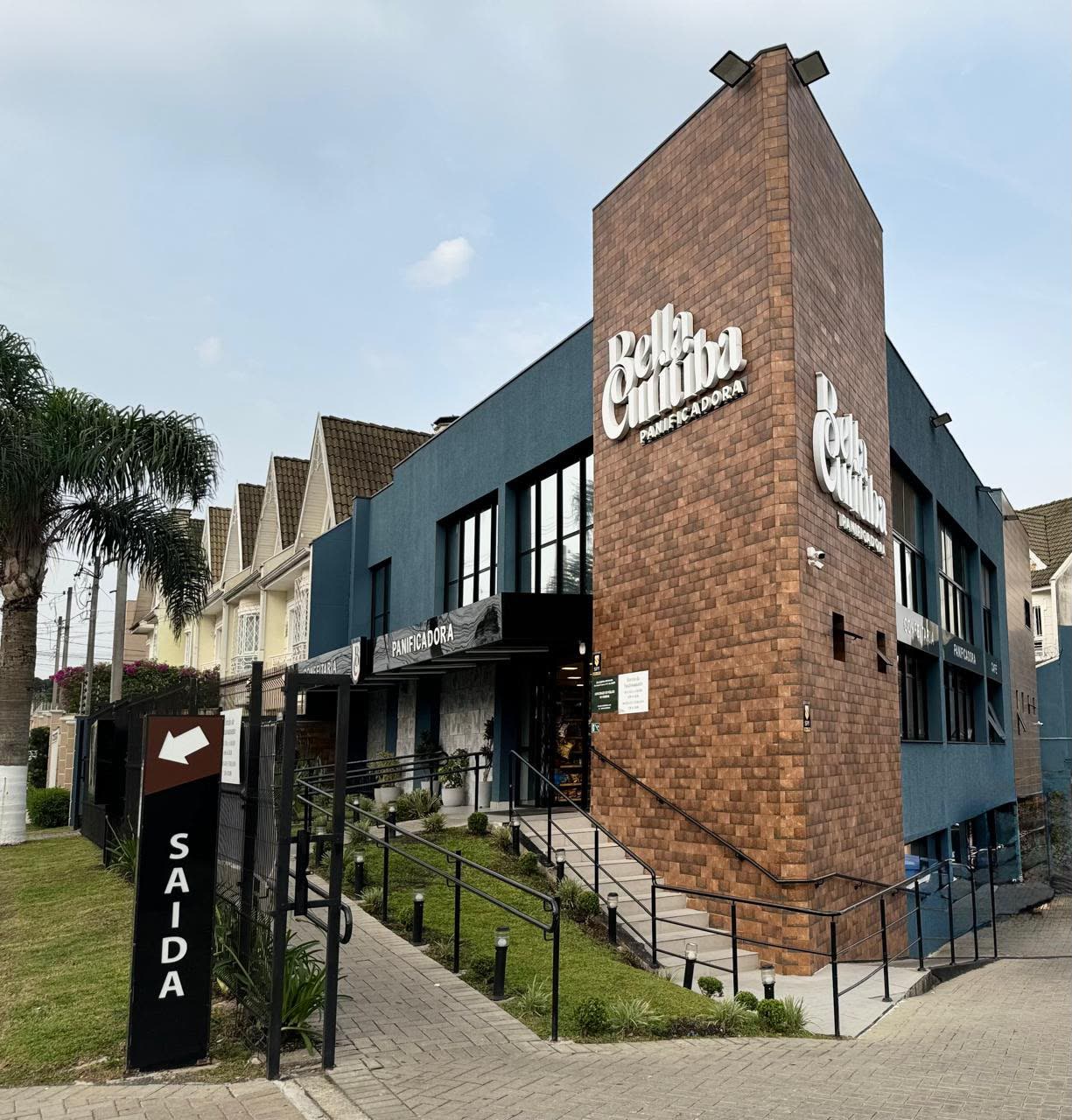 Fachada da Bella Curitiba Panificadora
